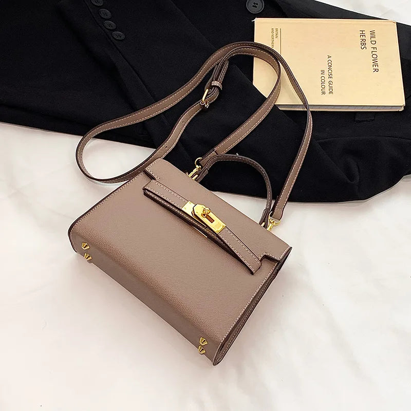 Handbag 2024 Spring and Summer New European and American Retro Solid Color Personality Fashion Popular Internet Celebrity Bag