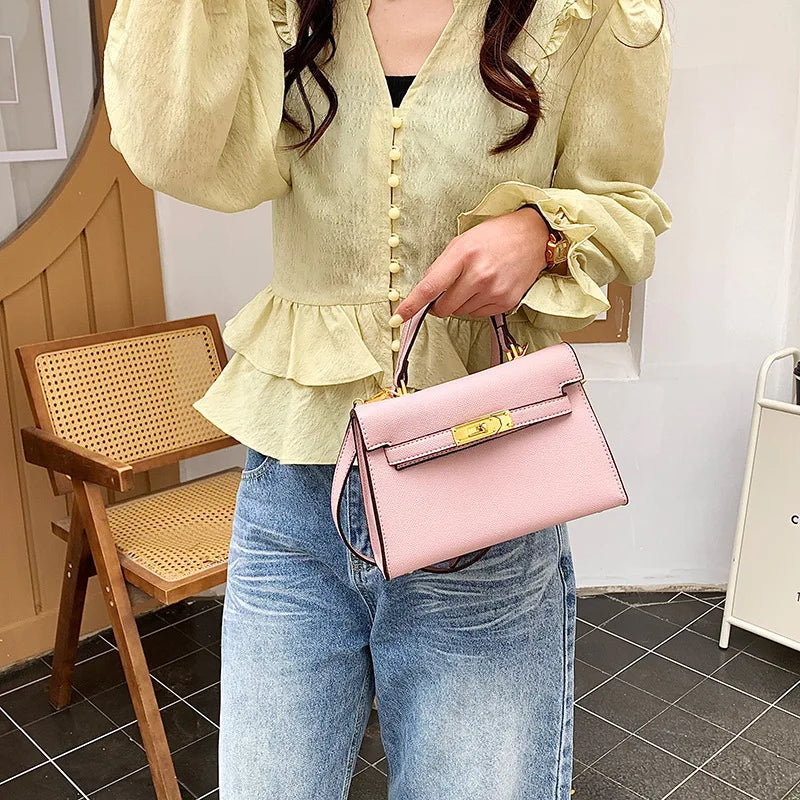 Handbag 2024 Spring and Summer New European and American Retro Solid Color Personality Fashion Popular Internet Celebrity Bag